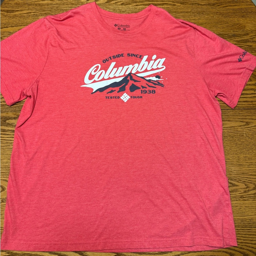 Columbia Men's Pink Graphic Tee